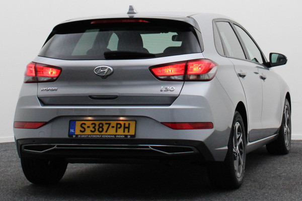 Hyundai i30 1.0 T-GDi MHEV Comfort Camera, Apple Carplay, Stuur-/Stoelverw., LED, DAB, 16"