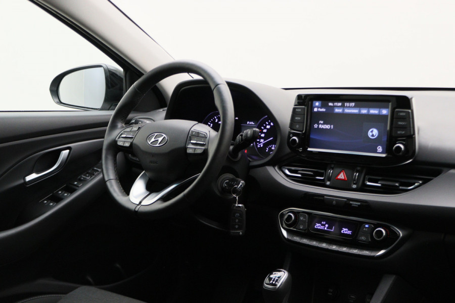 Hyundai i30 1.0 T-GDi MHEV Comfort Camera, Apple Carplay, Stuur-/Stoelverw., LED, DAB, 16"