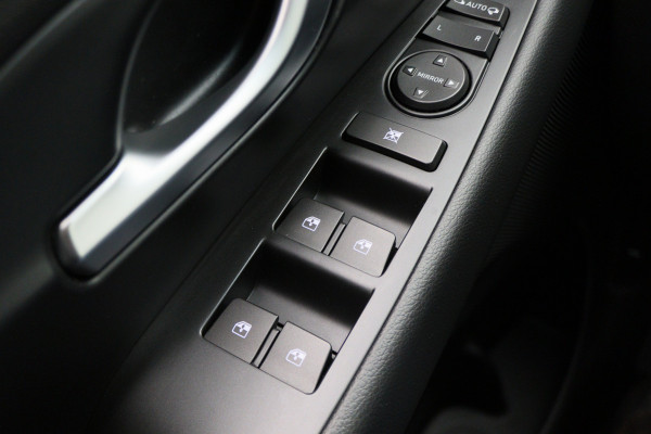 Hyundai i30 1.0 T-GDi MHEV Comfort Camera, Apple Carplay, Stuur-/Stoelverw., LED, DAB, 16"