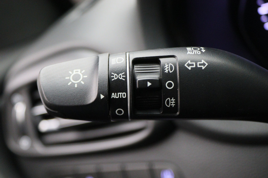 Hyundai i30 1.0 T-GDi MHEV Comfort Camera, Apple Carplay, Stuur-/Stoelverw., LED, DAB, 16"