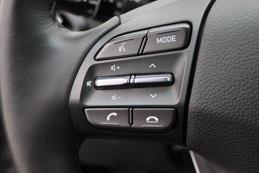 Hyundai i30 1.0 T-GDi MHEV Comfort Camera, Apple Carplay, Stuur-/Stoelverw., LED, DAB, 16"