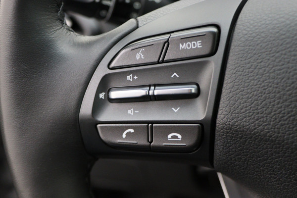 Hyundai i30 1.0 T-GDi MHEV Comfort Camera, Apple Carplay, Stuur-/Stoelverw., LED, DAB, 16"