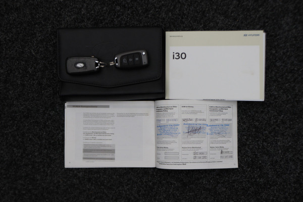 Hyundai i30 1.0 T-GDi MHEV Comfort Camera, Apple Carplay, Stuur-/Stoelverw., LED, DAB, 16"