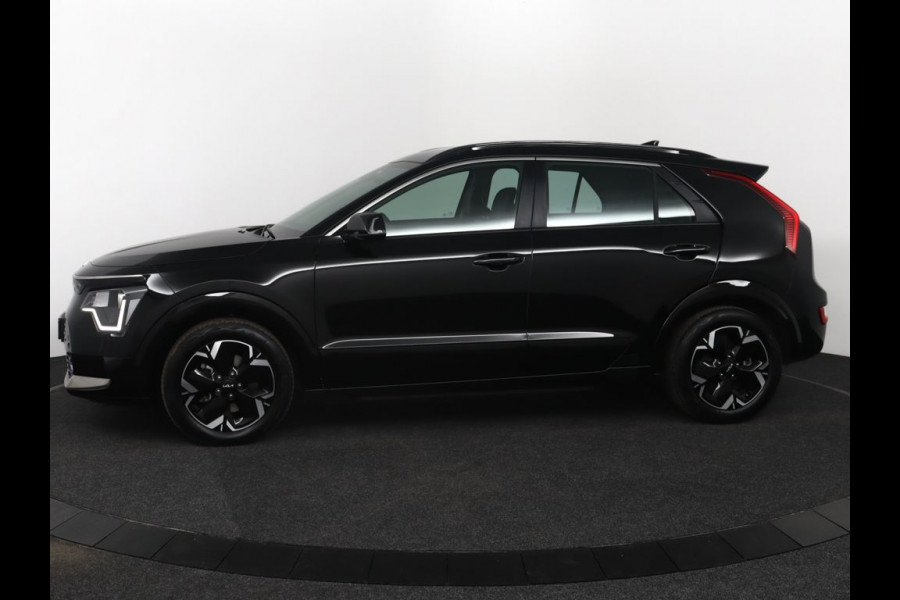 Kia Niro EV DynamicLine 64.8 kWh - SOH 98,3% - Stoel-/stuurverwarming - Navigatie - Cruise Control - Climate Control - Keyless Fabrieksgarantie tot 02-2030