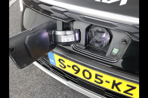 Kia Niro EV DynamicLine 64.8 kWh - SOH 98,3% - Stoel-/stuurverwarming - Navigatie - Cruise Control - Climate Control - Keyless Fabrieksgarantie tot 02-2030