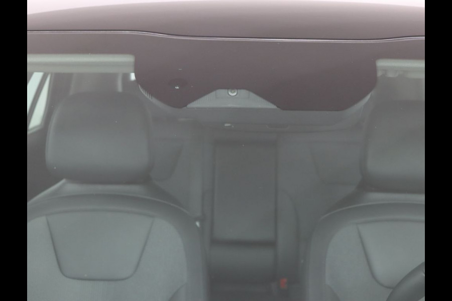 Kia Niro EV DynamicLine 64.8 kWh - SOH 98,3% - Stoel-/stuurverwarming - Navigatie - Cruise Control - Climate Control - Keyless Fabrieksgarantie tot 02-2030
