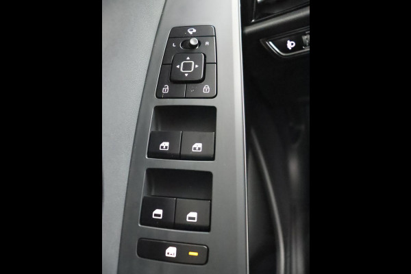Kia Niro EV DynamicLine 64.8 kWh - SOH 98,3% - Stoel-/stuurverwarming - Navigatie - Cruise Control - Climate Control - Keyless Fabrieksgarantie tot 02-2030