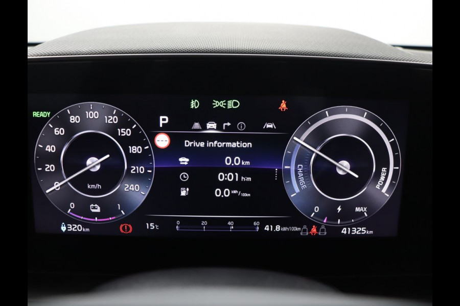 Kia Niro EV DynamicLine 64.8 kWh - SOH 98,3% - Stoel-/stuurverwarming - Navigatie - Cruise Control - Climate Control - Keyless Fabrieksgarantie tot 02-2030