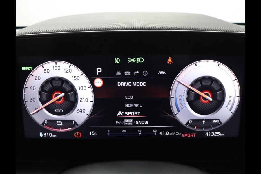 Kia Niro EV DynamicLine 64.8 kWh - SOH 98,3% - Stoel-/stuurverwarming - Navigatie - Cruise Control - Climate Control - Keyless Fabrieksgarantie tot 02-2030