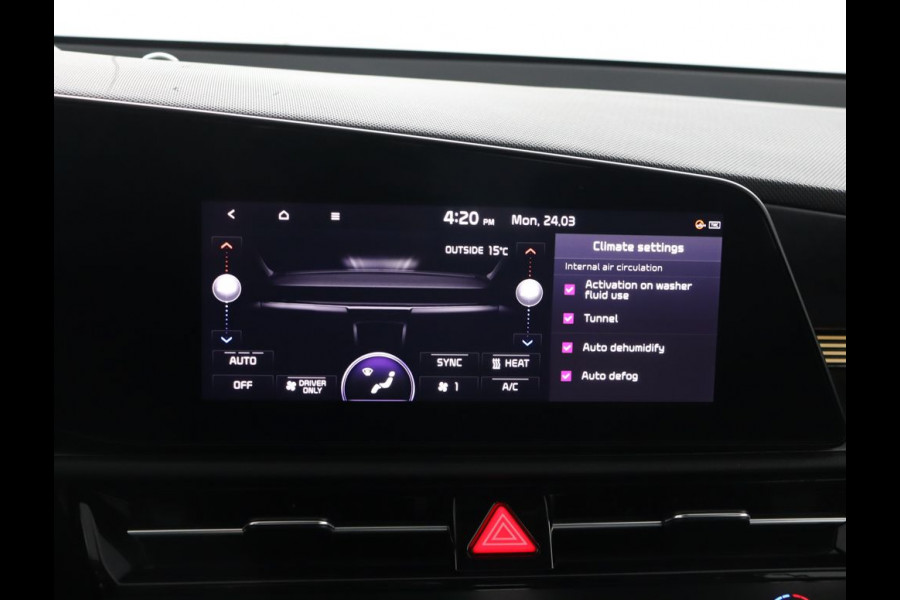 Kia Niro EV DynamicLine 64.8 kWh - SOH 98,3% - Stoel-/stuurverwarming - Navigatie - Cruise Control - Climate Control - Keyless Fabrieksgarantie tot 02-2030