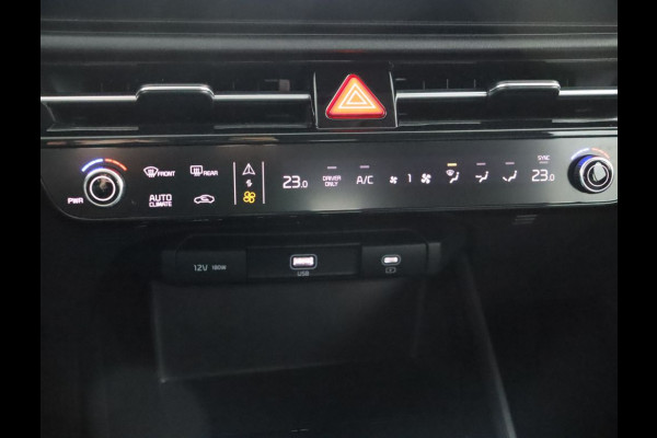 Kia Niro EV DynamicLine 64.8 kWh - SOH 98,3% - Stoel-/stuurverwarming - Navigatie - Cruise Control - Climate Control - Keyless Fabrieksgarantie tot 02-2030