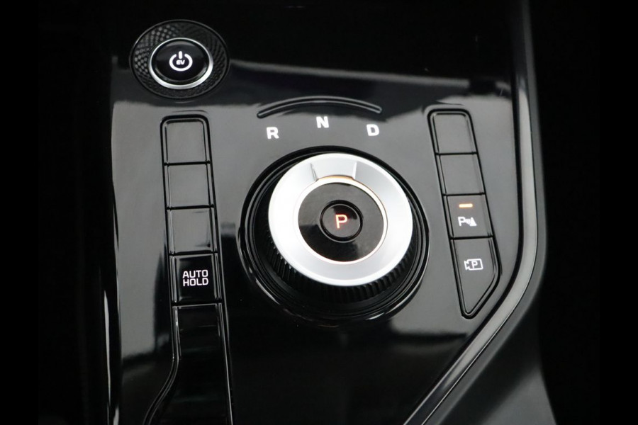 Kia Niro EV DynamicLine 64.8 kWh - SOH 98,3% - Stoel-/stuurverwarming - Navigatie - Cruise Control - Climate Control - Keyless Fabrieksgarantie tot 02-2030