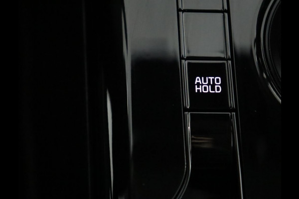 Kia Niro EV DynamicLine 64.8 kWh - SOH 98,3% - Stoel-/stuurverwarming - Navigatie - Cruise Control - Climate Control - Keyless Fabrieksgarantie tot 02-2030