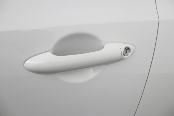 Kia Picanto 1.0 DPi DynamicLine - Airco - Apple Carplay/Android Auto - Cruise Control - Fabrieksgarantie tot 02-2031