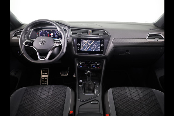 Volkswagen Tiguan Allspace 1.5 TSI R-Line Business 150PK DSG | Verlengde garantie | Navigatie | Matrix LED koplampen | Elektrische achterklep |