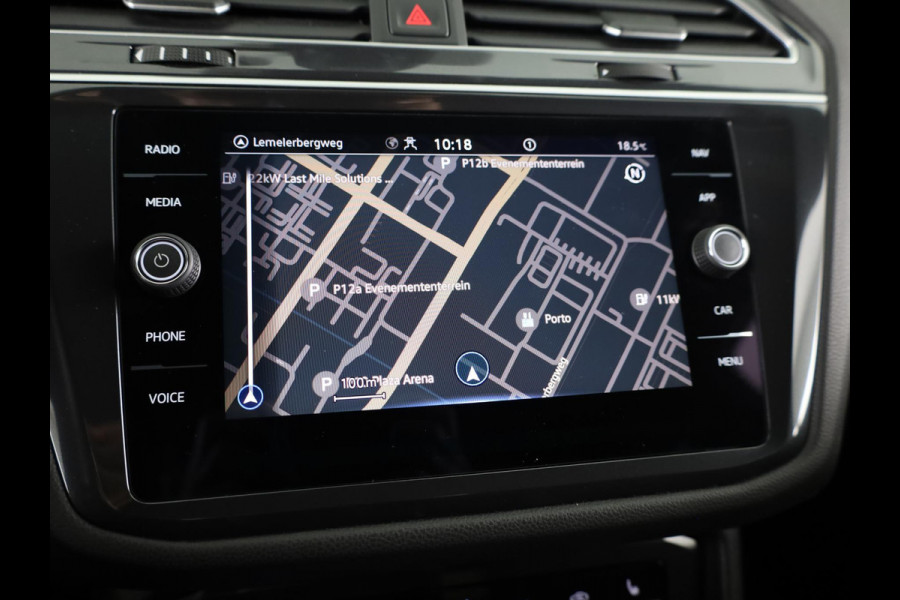 Volkswagen Tiguan Allspace 1.5 TSI R-Line Business 150PK DSG | Verlengde garantie | Navigatie | Matrix LED koplampen | Elektrische achterklep |