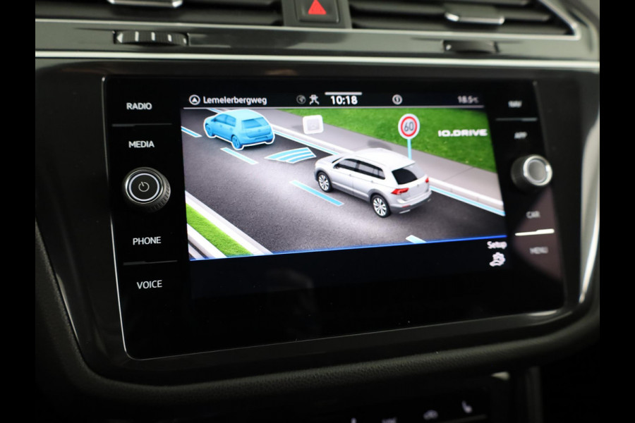 Volkswagen Tiguan Allspace 1.5 TSI R-Line Business 150PK DSG | Verlengde garantie | Navigatie | Matrix LED koplampen | Elektrische achterklep |