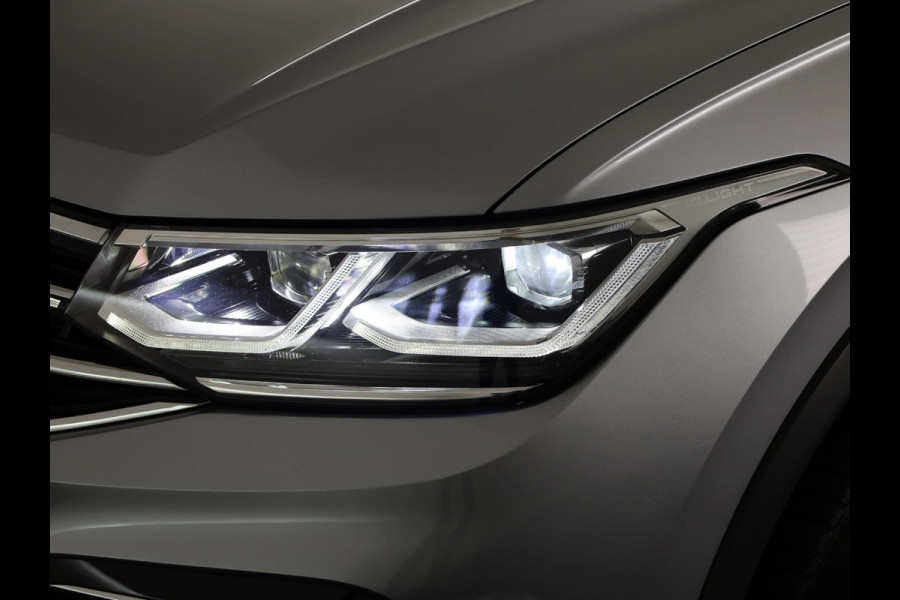 Volkswagen Tiguan Allspace 1.5 TSI R-Line Business 150PK DSG | Verlengde garantie | Navigatie | Matrix LED koplampen | Elektrische achterklep |