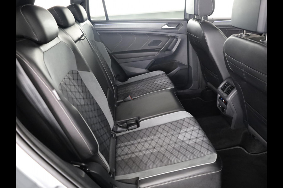 Volkswagen Tiguan Allspace 1.5 TSI R-Line Business 150PK DSG | Verlengde garantie | Navigatie | Matrix LED koplampen | Elektrische achterklep |