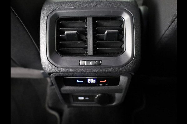 Volkswagen Tiguan Allspace 1.5 TSI R-Line Business 150PK DSG | Verlengde garantie | Navigatie | Matrix LED koplampen | Elektrische achterklep |