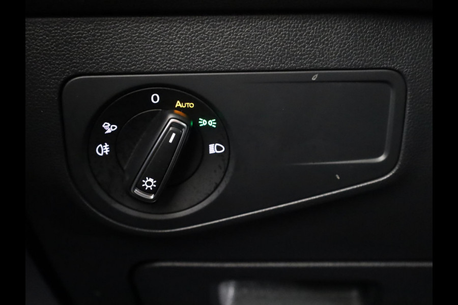 Volkswagen Tiguan Allspace 1.5 TSI R-Line Business 150PK DSG | Verlengde garantie | Navigatie | Matrix LED koplampen | Elektrische achterklep |