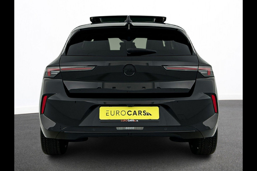 Opel Astra 1.2 Turbo Ultimate Climate control  Adaptive cruise control LED Panoramadak Voorstoelen verwarmd Stuurwiel verwarmd Achteruitrij camera 360* Sfeer verlichting Apple carplay/ Andriod auto