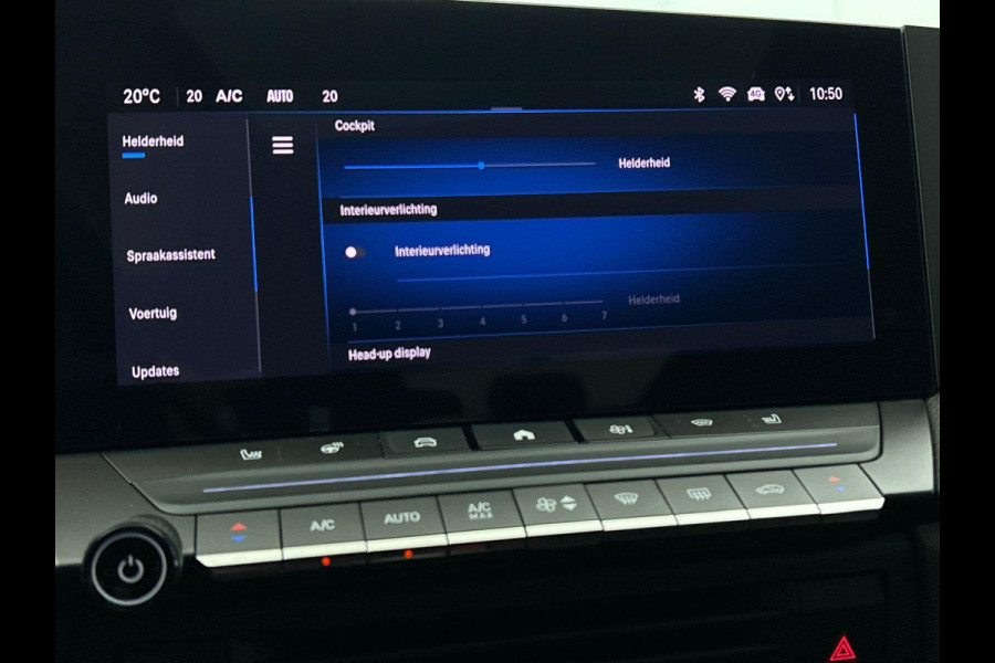 Opel Astra 1.2 Turbo Ultimate Climate control  Adaptive cruise control LED Panoramadak Voorstoelen verwarmd Stuurwiel verwarmd Achteruitrij camera 360* Sfeer verlichting Apple carplay/ Andriod auto