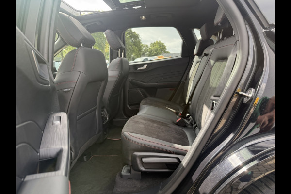 Ford Kuga 2.5 PHEV ST-Line X Ford Kuga 2.5 PHEV ST-Line X