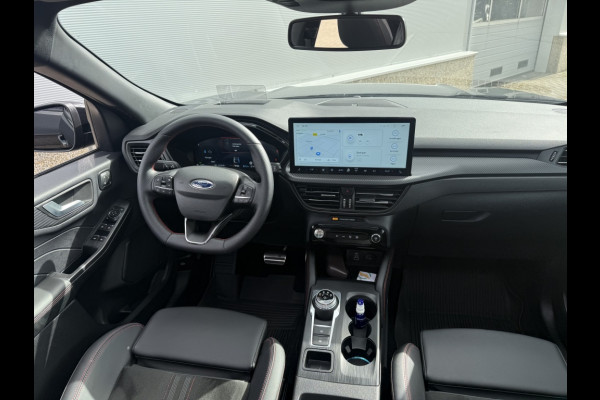 Ford Kuga 2.5 PHEV ST-Line X Ford Kuga 2.5 PHEV ST-Line X