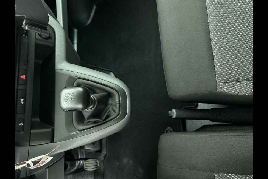 Toyota ProAce Worker 2.0 D-4D Live 2.0D 145 pk Airco Carplay Navi Cruise Control 3-Zits 39000 km Toyota ProAce Worker 2.0 D-4D Live 2.0D 145 pk Airco Carplay Navi Cruise Control 3-Zits 39000 km