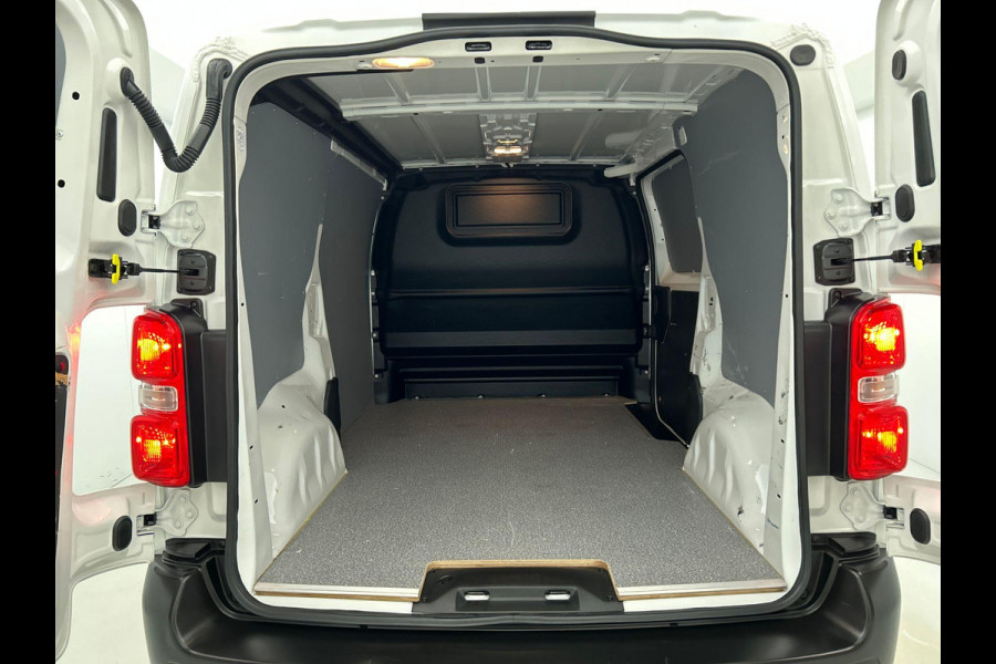 Toyota ProAce Worker 2.0 D-4D Live 2.0D 145 pk Airco Carplay Navi Cruise Control 3-Zits 39000 km Toyota ProAce Worker 2.0 D-4D Live 2.0D 145 pk Airco Carplay Navi Cruise Control 3-Zits 39000 km