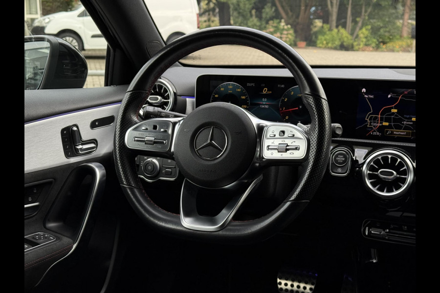 Mercedes-Benz A-Klasse 180 Aut. Sol. AMG Sport Mood Light Sfeer | Panorama | Burmester | Memory | Multi Beam