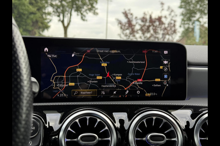 Mercedes-Benz A-Klasse 180 Aut. Sol. AMG Sport Mood Light Sfeer | Panorama | Burmester | Memory | Multi Beam