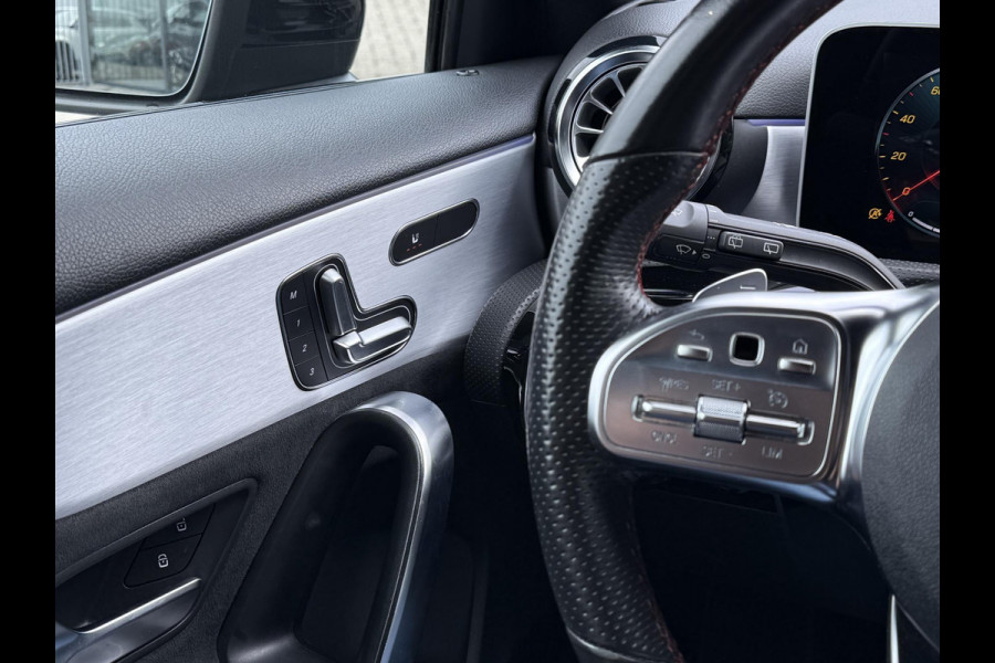 Mercedes-Benz A-Klasse 180 Aut. Sol. AMG Sport Mood Light Sfeer | Panorama | Burmester | Memory | Multi Beam