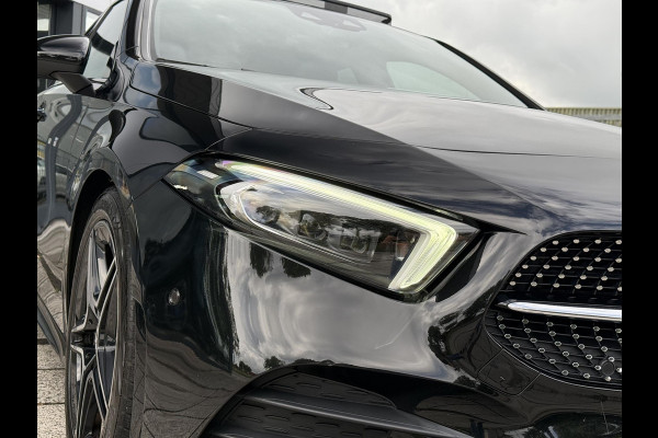 Mercedes-Benz A-Klasse 180 Aut. Sol. AMG Sport Mood Light Sfeer | Panorama | Burmester | Memory | Multi Beam