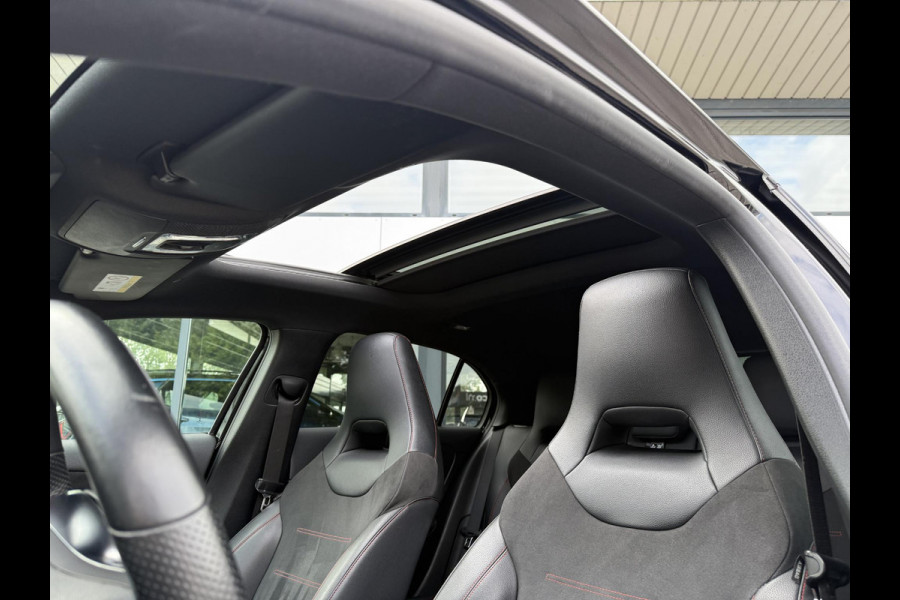 Mercedes-Benz A-Klasse 180 Aut. Sol. AMG Sport Mood Light Sfeer | Panorama | Burmester | Memory | Multi Beam