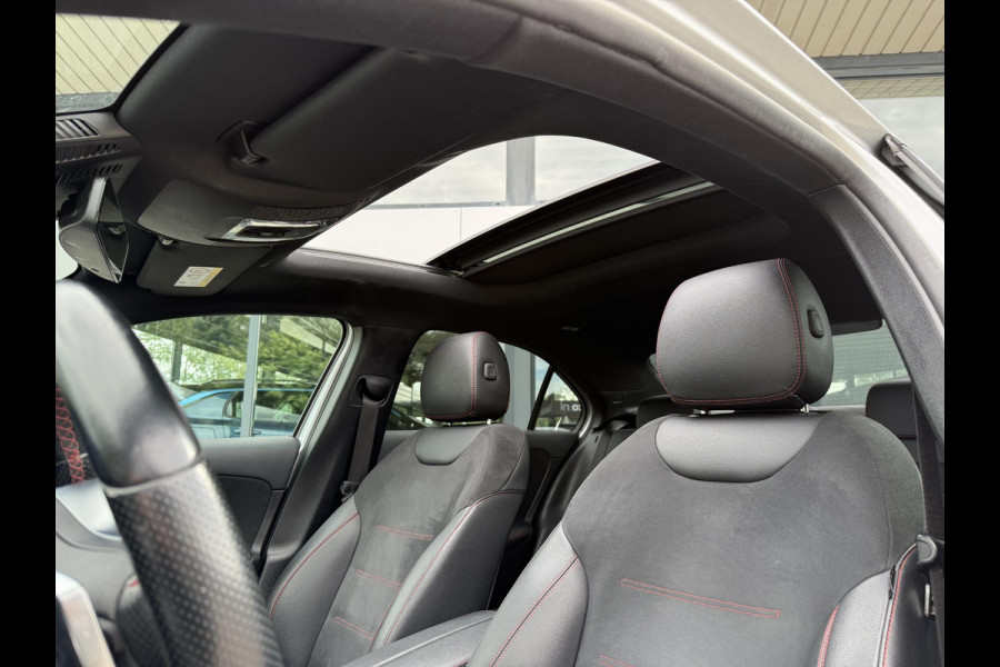 Mercedes-Benz A-Klasse 250e Aut. Sol. AMG Ultimate | Panorama | Burmester | Memory | Multi Beam | Sfeer Verlichting |