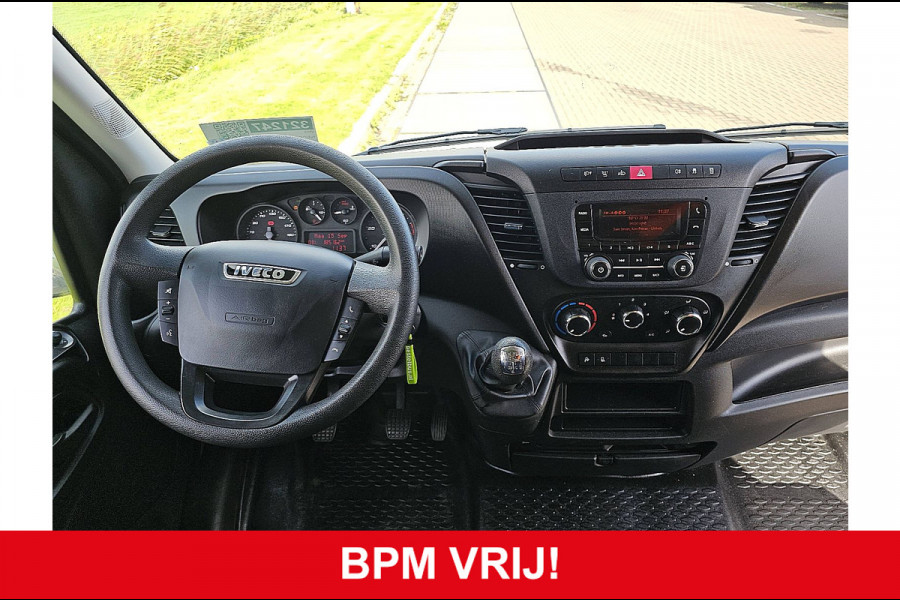 Iveco Daily 35C15V 3.0L L2H2, dubbellucht, airco,camera, trekhaak