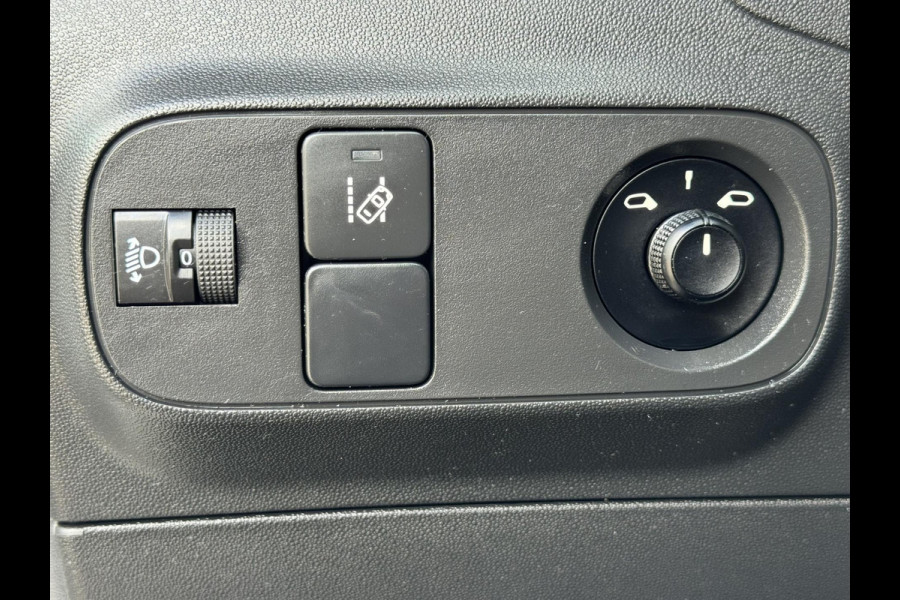 Citroën C3 1.2 PureTech Feel Cruise control Airco Navi Bleutooth Apple Carplay Android Auto Parkeersensoren achter