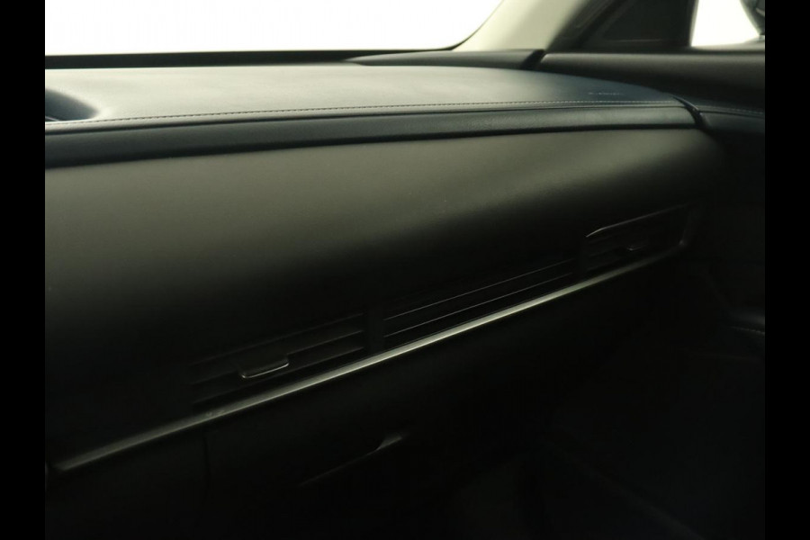 Mazda CX-30 2.0 e-SkyActiv-G M Hybrid | Automaat | Head-Up | Adaptive cruise | Carplay | Navigatie | Full LED | Dodehoek detectie