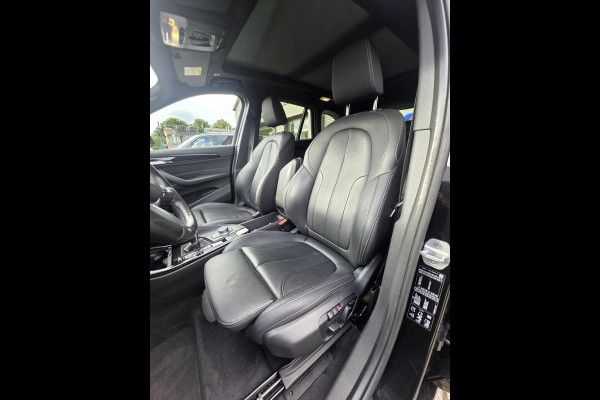 BMW X1 xDrive25i Highex. M-pakket|HUD|Trek.|Memory|PANO|H&K|