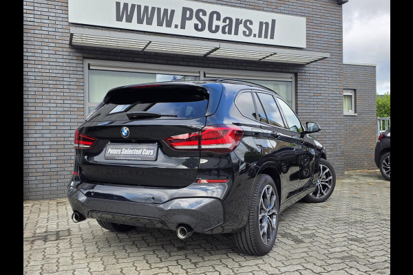 BMW X1 xDrive25i Highex. M-pakket|HUD|Trek.|Memory|PANO|H&K|