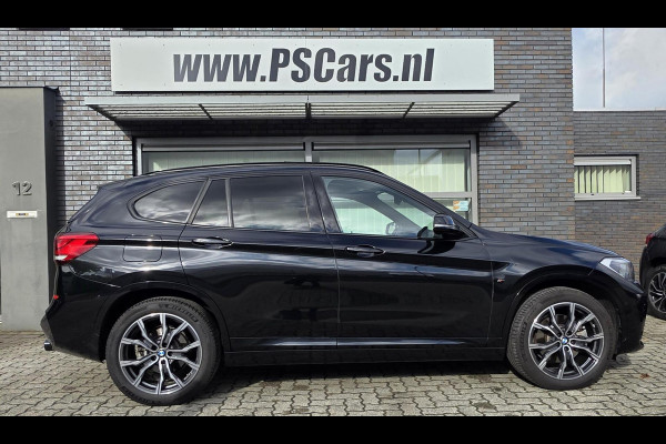 BMW X1 xDrive25i Highex. M-pakket|HUD|Trek.|Memory|PANO|H&K|