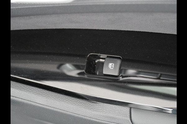 Kia Sportage 1.6 T-GDi Hybrid GT-Line Apple Carplay/Android Auto - Cruise Control - Dodehoekdetectie - Navigatie - Panoram Dak - Stuur/Stoel Verwarming Fabrieksgarantie tot 06-2031