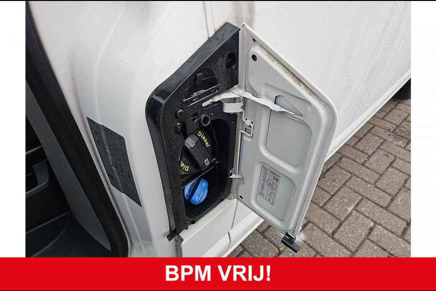 Volkswagen Transporter 2.0 TDI L2H1 28 Trekhaak Deuren Airco 3 Zits Euro6 90 PK