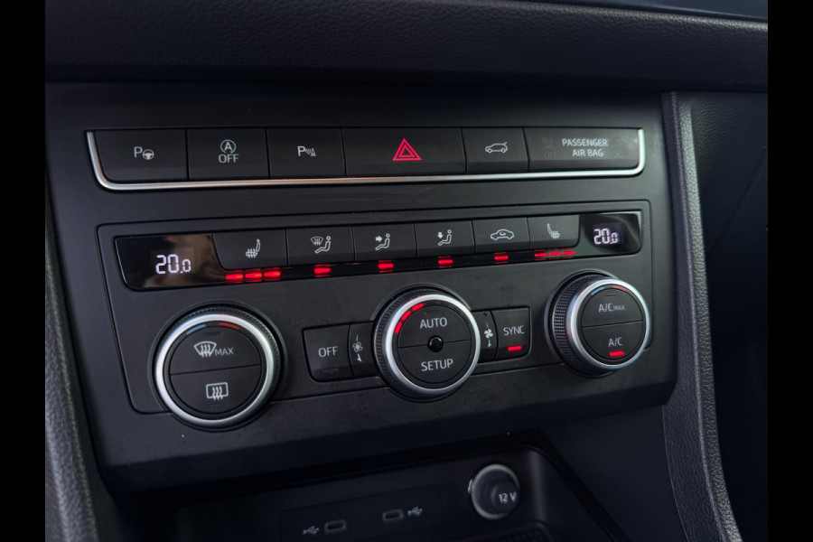 Seat Ateca 1.5 TSI Style Business Intense AUTOMAAT / TREKHAAK / CAMERA / MEMORY STOELEN / LED / 4-SEIZOENENBANDEN / VIRTUAL COCKP