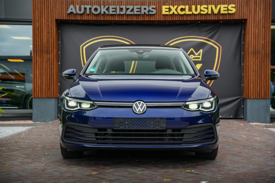 Volkswagen Golf 1.5 eTSI Style Panoramadak IQ Light Adapt. Cruise Keyless Stuurverw. 16''LM