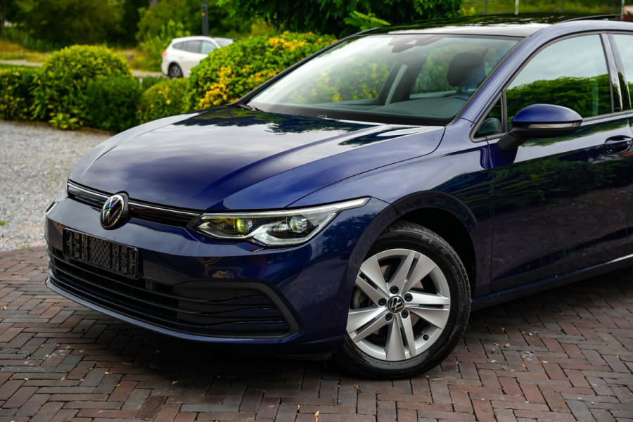 Volkswagen Golf 1.5 eTSI Style Panoramadak IQ Light Adapt. Cruise Keyless Stuurverw. 16''LM