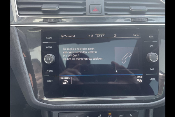 Volkswagen Tiguan 1.5 TSI 150pk DSG Life | COMPANY CAR |  Panoramadak | Navigatie | d.m.v. Apple Carplay / Android Auto | Parkeersensoren | Adaptive Cruise Control | Stoel- en stuurverwarming | Ledverlichting | Getinte ramen | Climate Control
