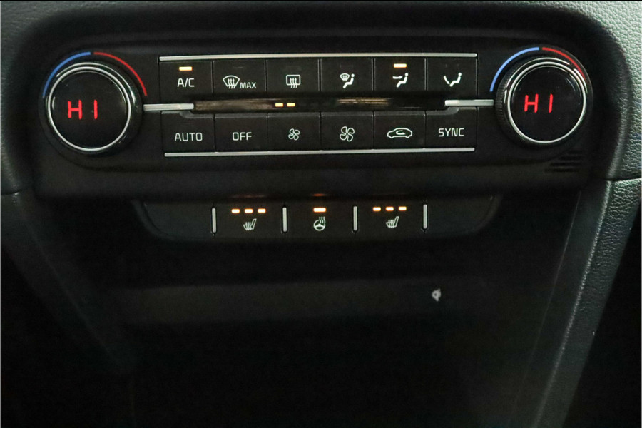 Kia ProCeed 1.5 T-GDi GT-Line Apple Carplay/Android Auto - Cruise Control - Dodehoekdetectie - Climate Control - Navigatie - Stuur/Stoel Verwarming - Fabrieksgarantie tot 07-2031